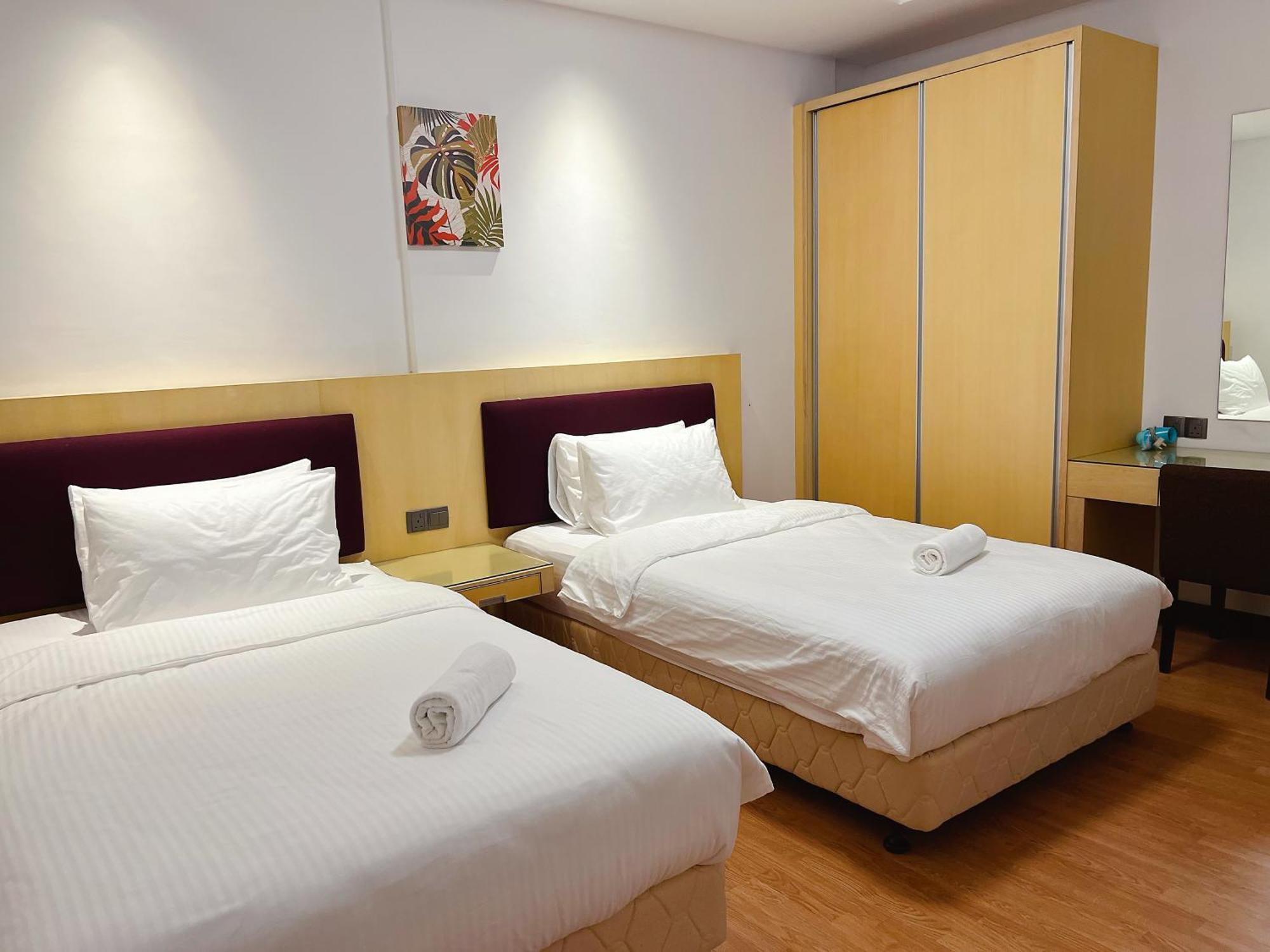 Imperial Grand Suite Apartment クチン エクステリア 写真